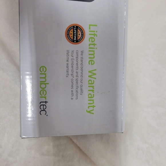 Surge protected Power Strip emberstrip 8 AV+ New in box - Picture 5 of 8